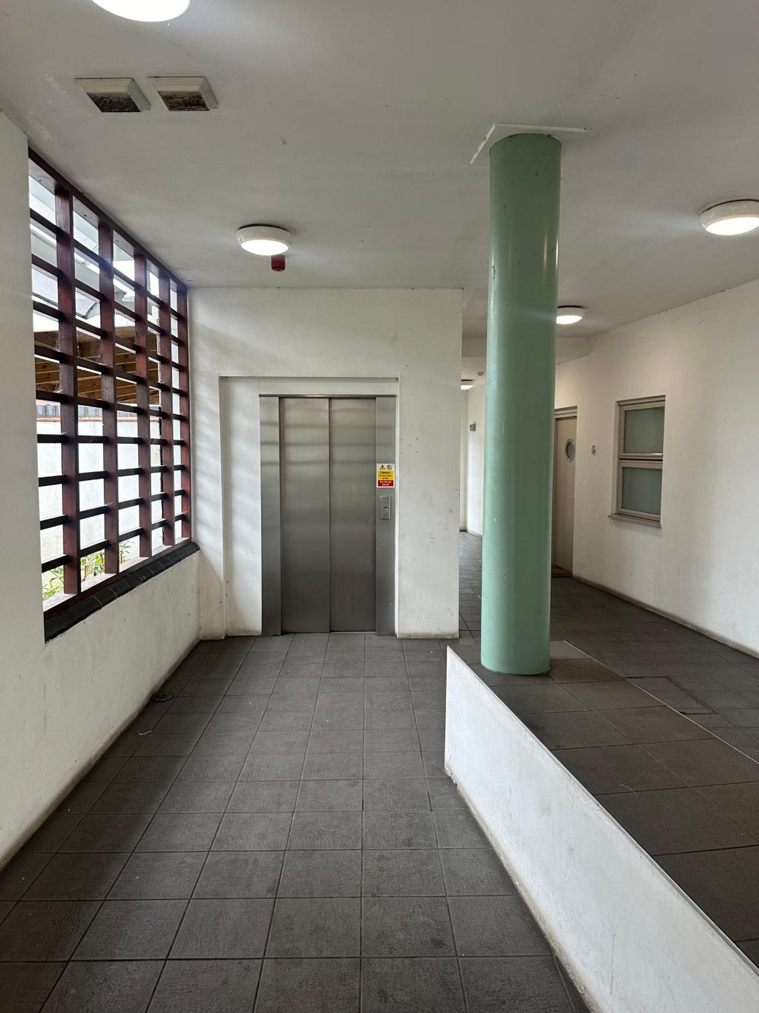 Vibrant Cosy 2 Bedroom Apartment Coventry Exterior photo